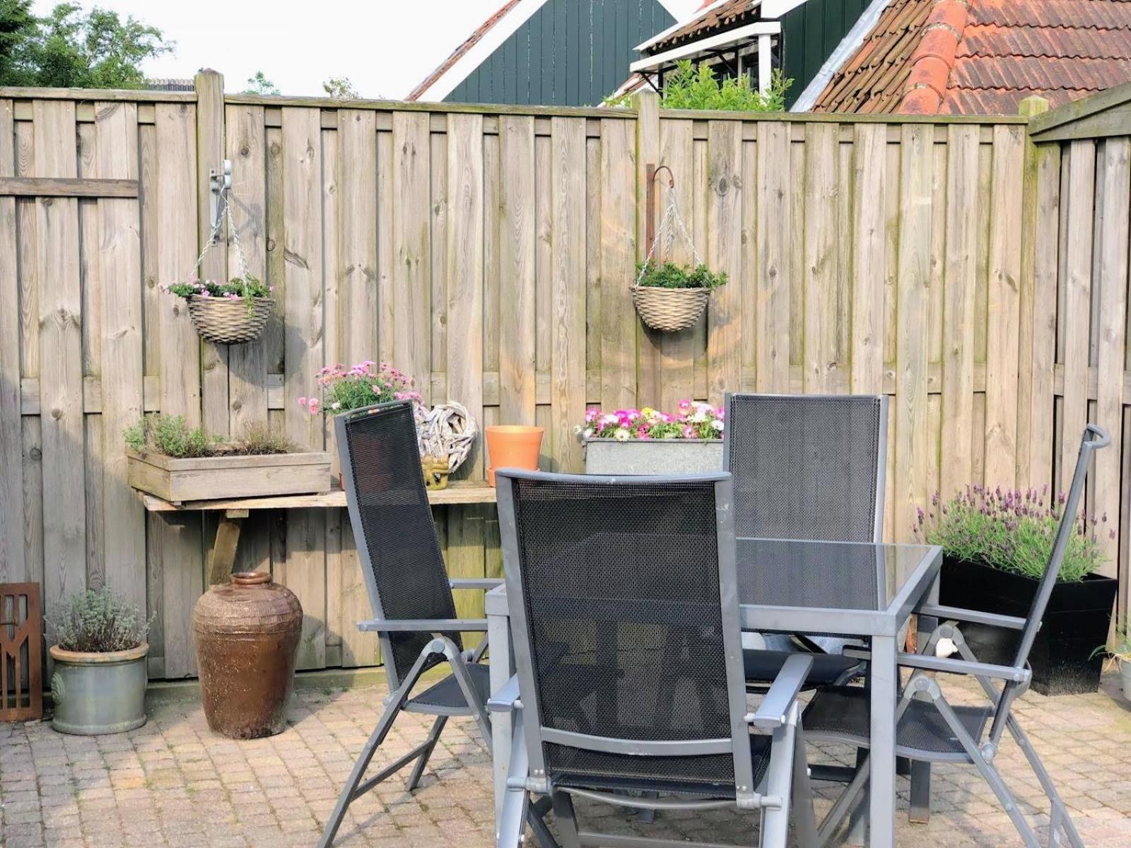 It Gasthus Lägenhet Baaiduinen Exteriör bild